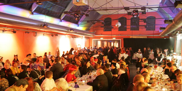 Ein Blick ins Publikum beim ersten Krüppelball 2006.
